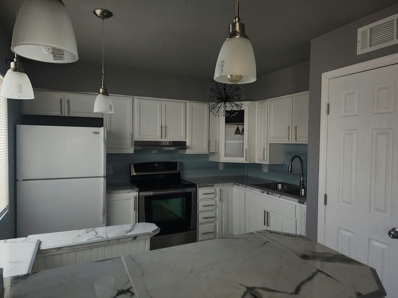 317 S Stapley Dr, Unit 202 - Photo 4 of 17