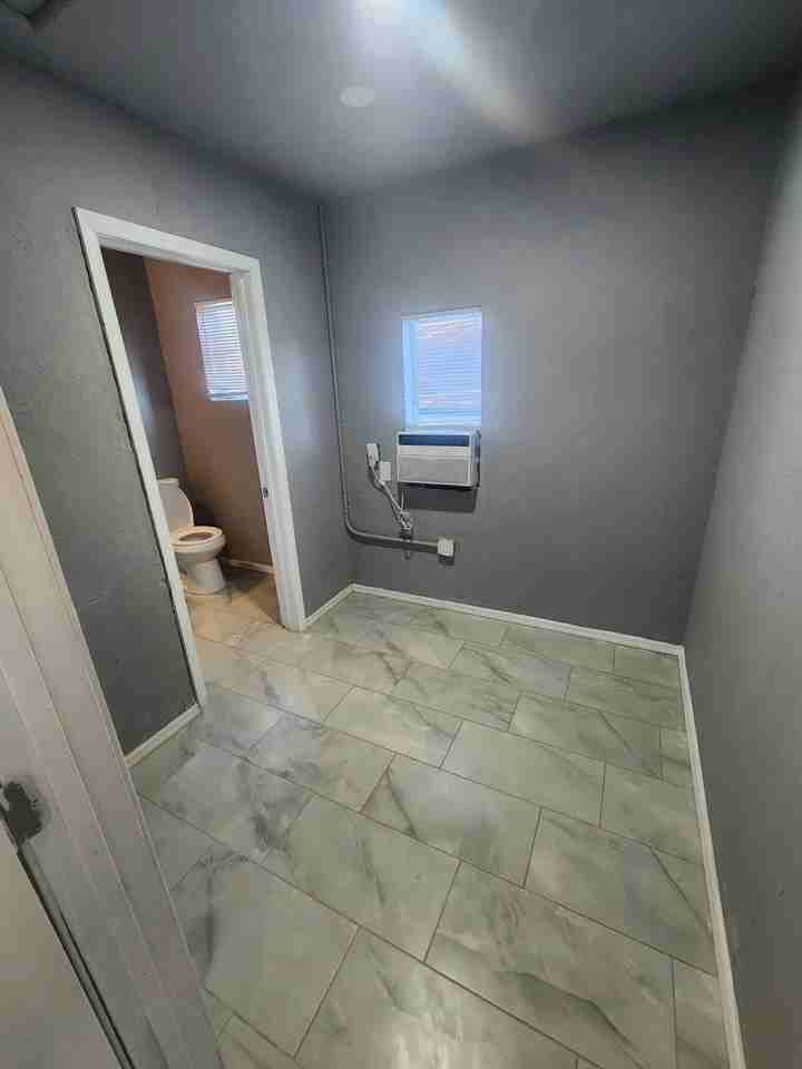 834 North 2nd Avenue, Unit 15 - Photo 6 of 16