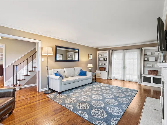1393 Washington Road - Photo 5 of 21