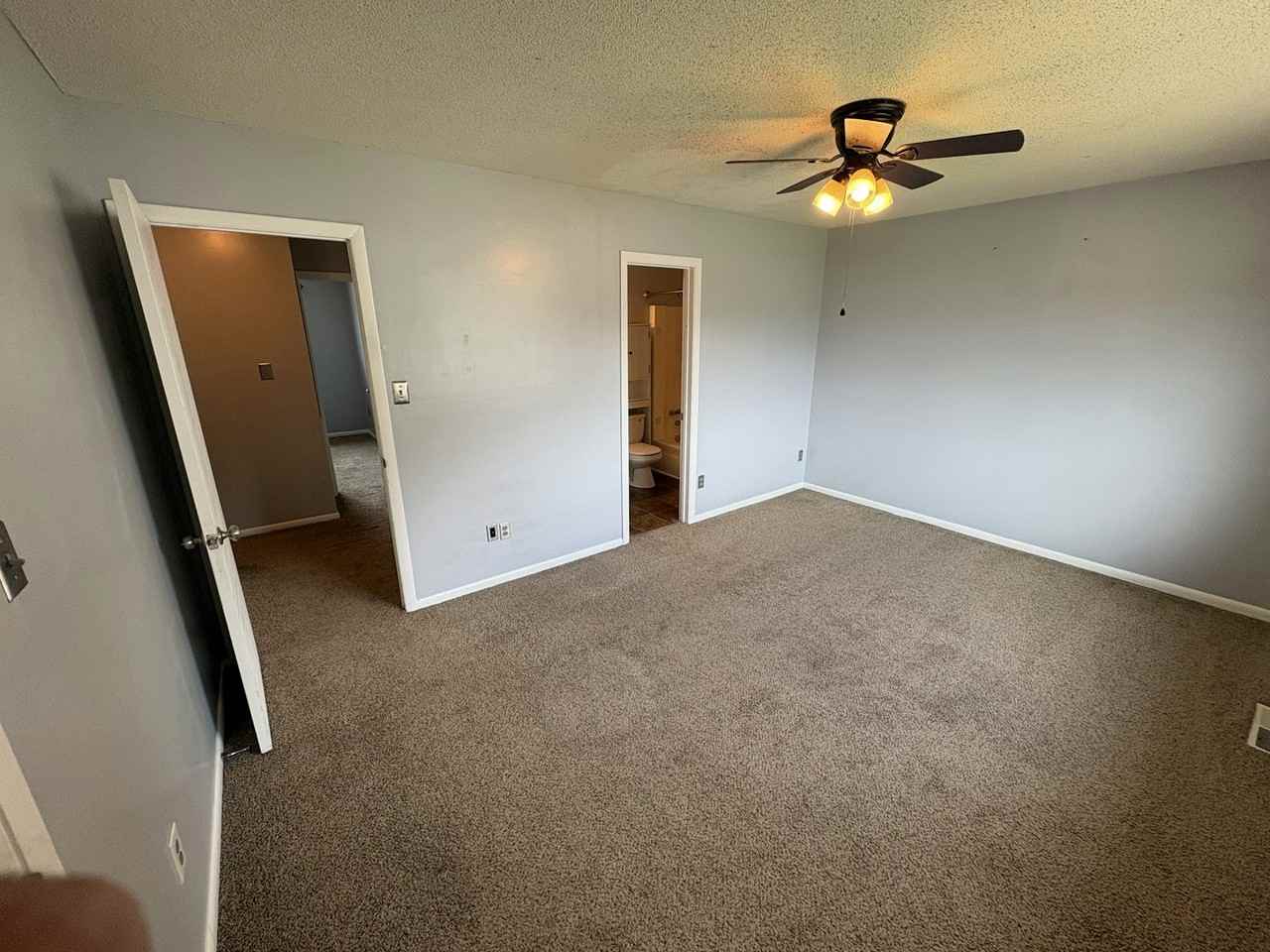 3561 Sierra Arch - Photo 6 of 30