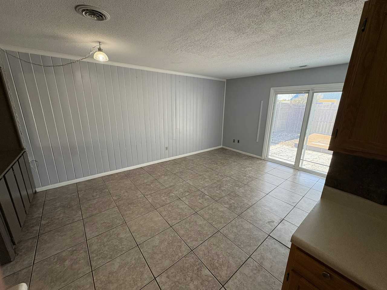 3561 Sierra Arch - Photo 6 of 27