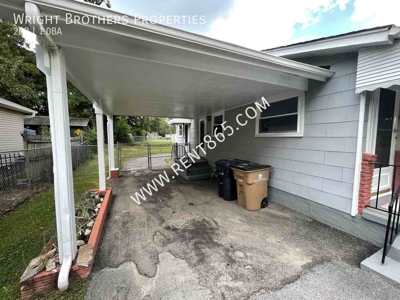439 Taliwa Dr - Photo 4 of 25