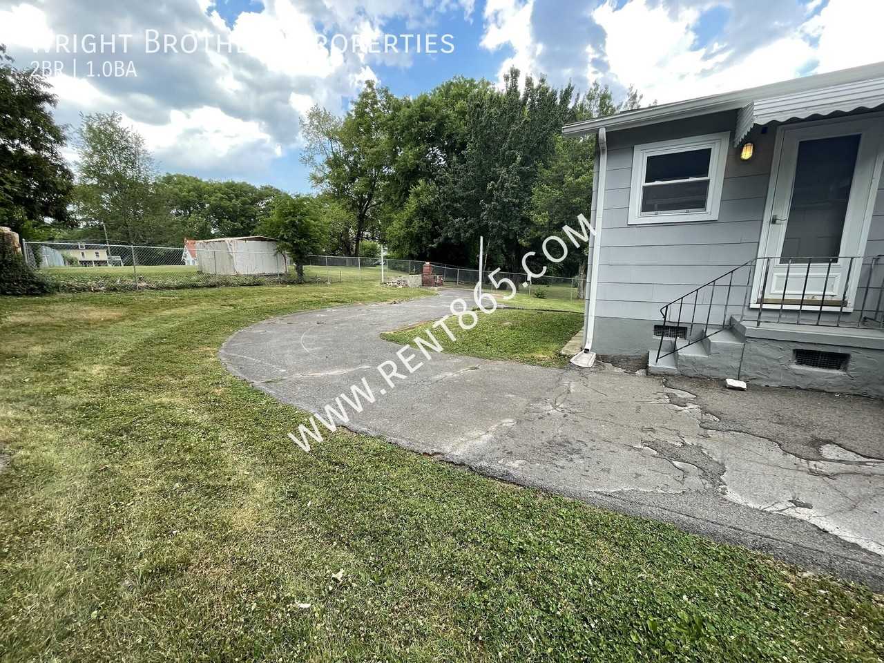 439 Taliwa Dr - Photo 5 of 25