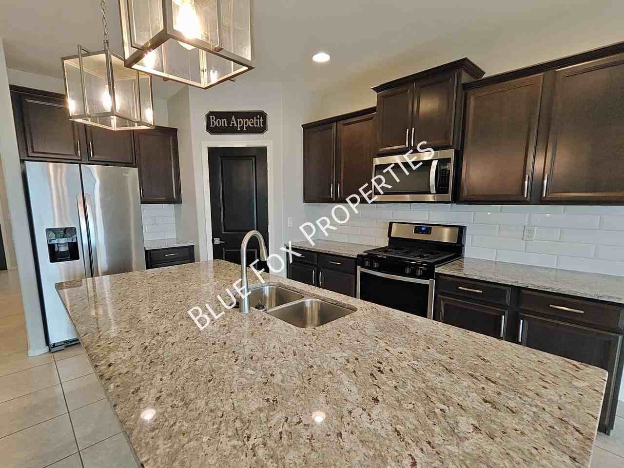 897 W Calle Zoca - Photo 7 of 34