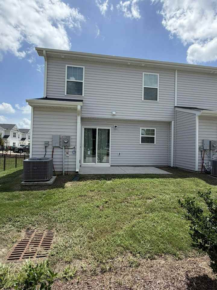 4101 Laurel Ridge Drive, Unit G - Photo 4 of 27