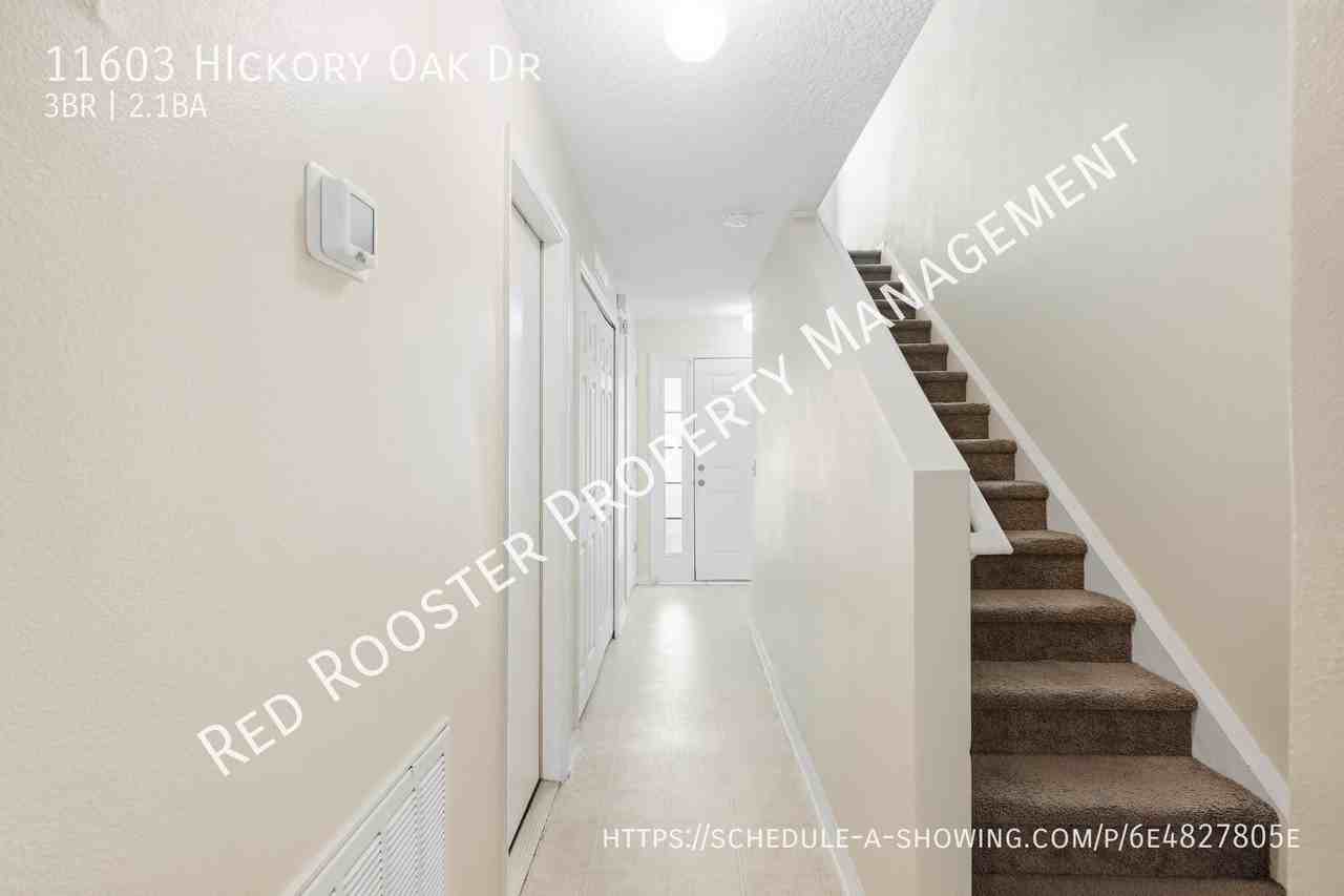 11603 Hickory Oak Dr - Photo 3 of 33