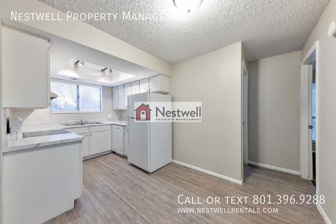 4664 S Quail Park Dr #E - Photo 5 of 23