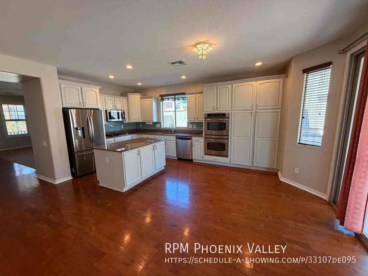 5131 W Saddlehorn Rd - Photo 7 of 36