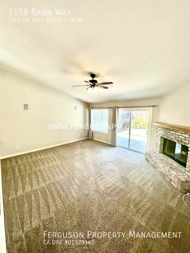 1158 Rand Way - Photo 4 of 19