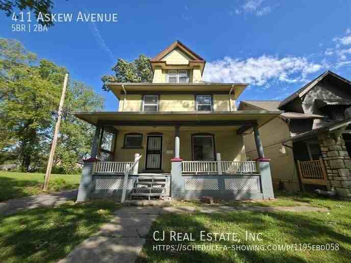 411 Askew Ave