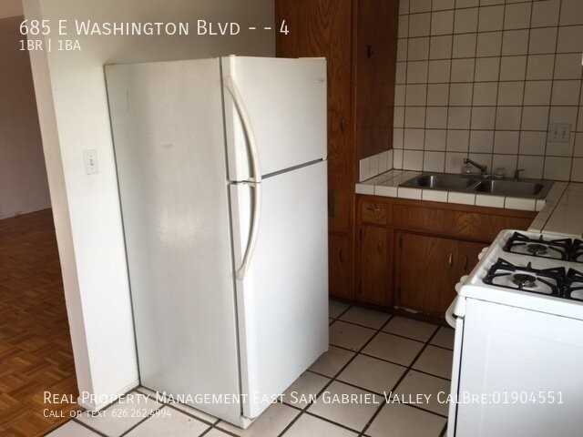 685 E Washington Blvd #4