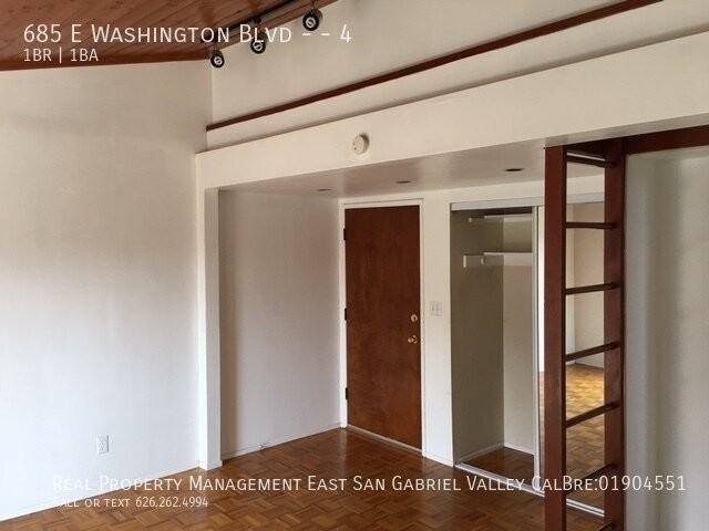 685 E Washington Blvd #4 - Photo 6 of 9
