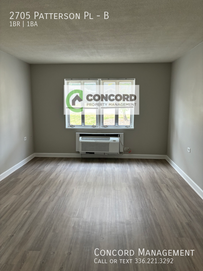 2705 Patterson Pl #B - Photo 3 of 10