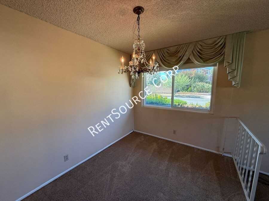 39642 Country Club Dr - Photo 6 of 32