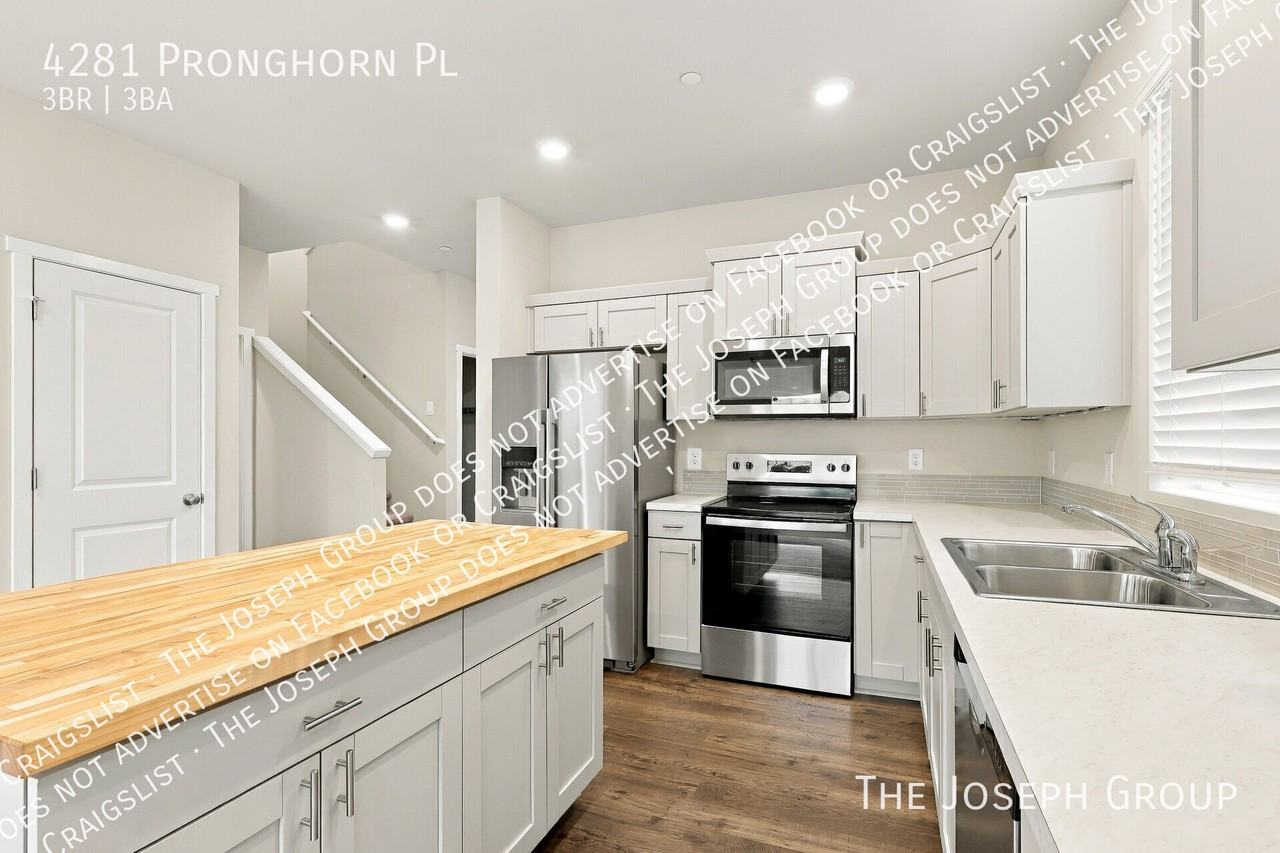 4281 Pronghorn Pl - Photo 5 of 32