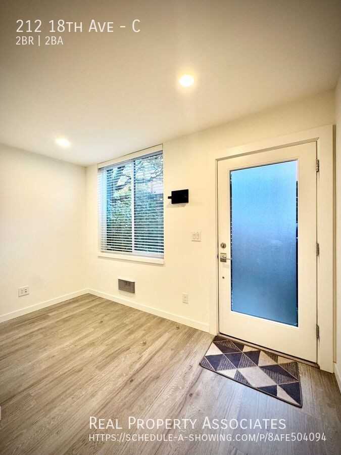 212 18th Ave #C - Photo 7 of 33