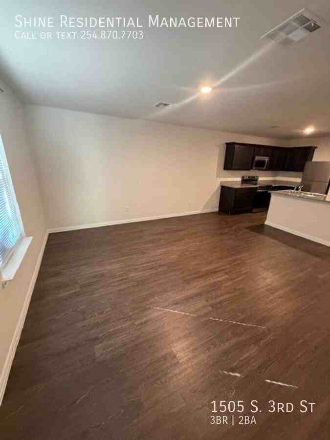1505 S 3rd St - Photo 7 of 22