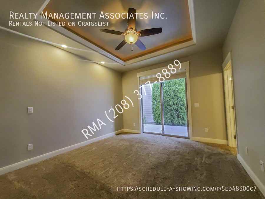 11277 W Portola St - Photo 7 of 19