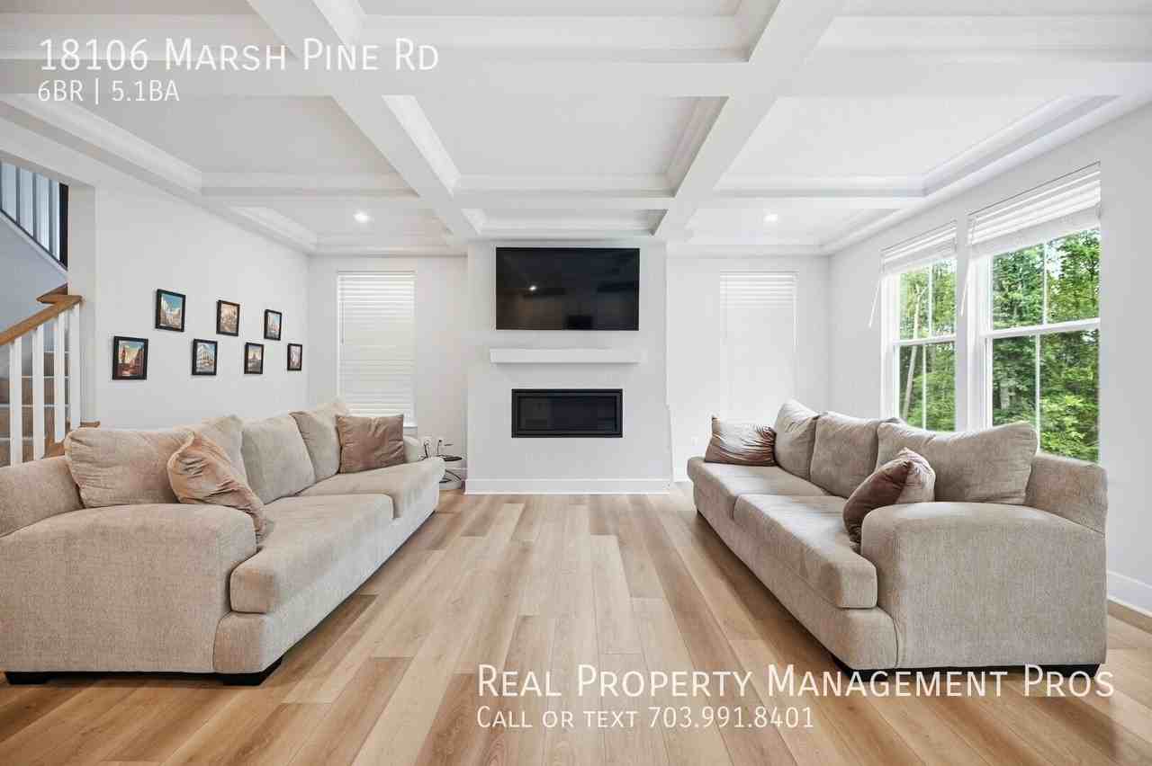 18106 Marsh Pine Rd - Photo 7 of 32