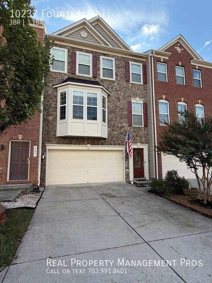 10237 Fountain Cir - Photo 3 of 3