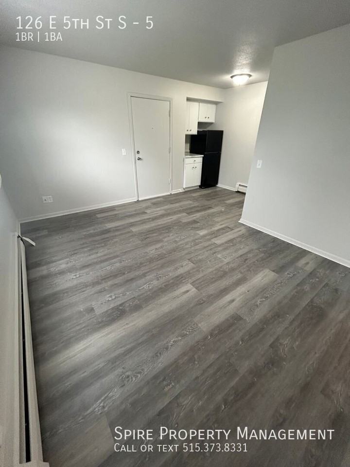 126 E 5th St S #5 - Photo 4 of 5