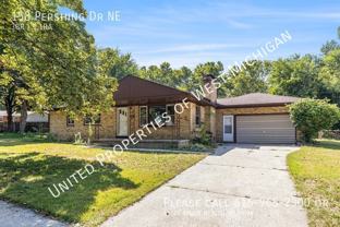158 Pershing Dr Ne - Photo 1 of 1