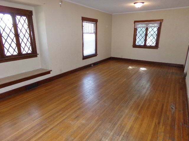 BCR 3445 R Street - Photo 4 of 7