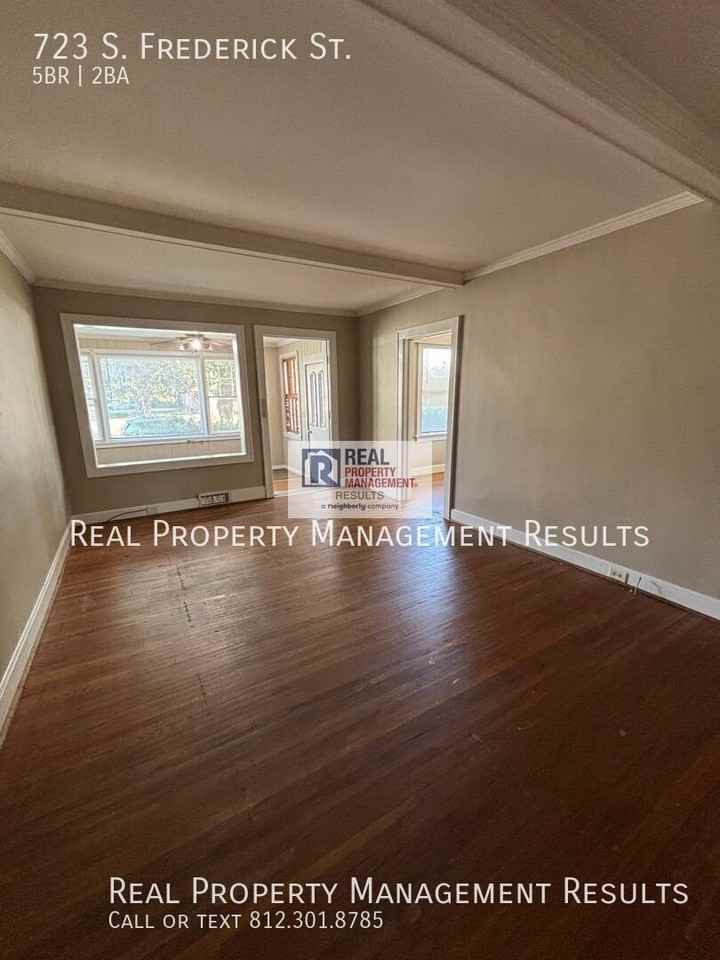 723 S Frederick St - Photo 6 of 21