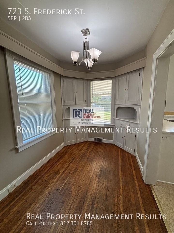 723 S Frederick St - Photo 7 of 21