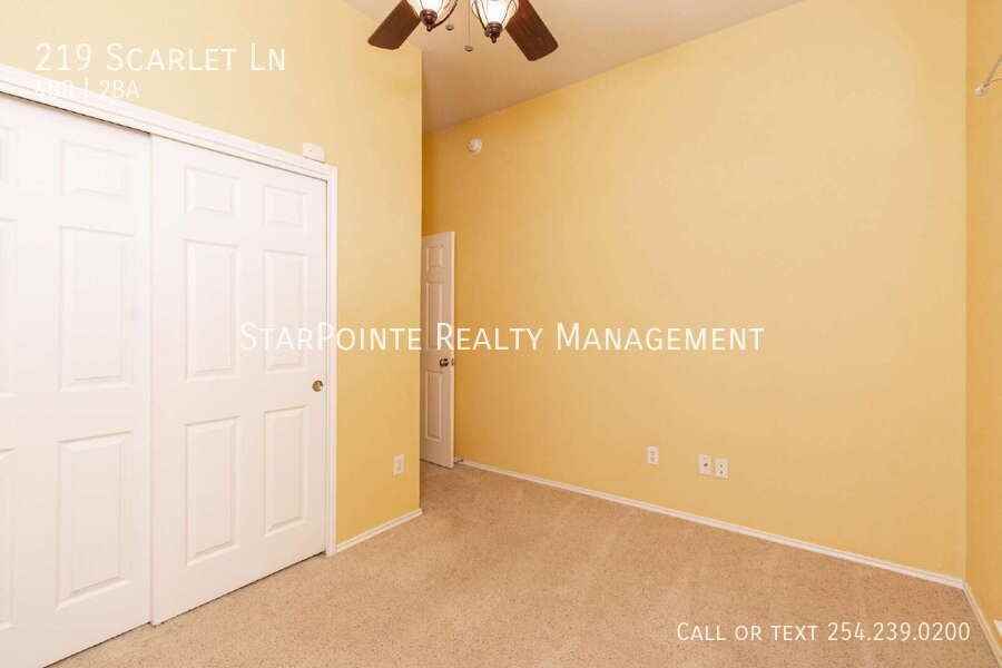 219 Scarlet Ln - Photo 4 of 27