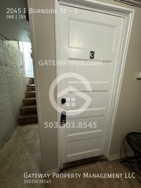 2045 E Burnside St #3 - Photo 7 of 16