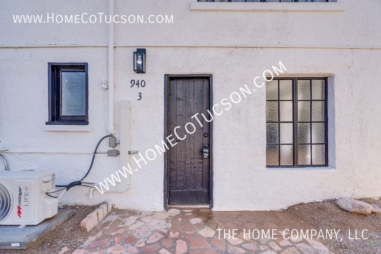 940 E Florita St #3