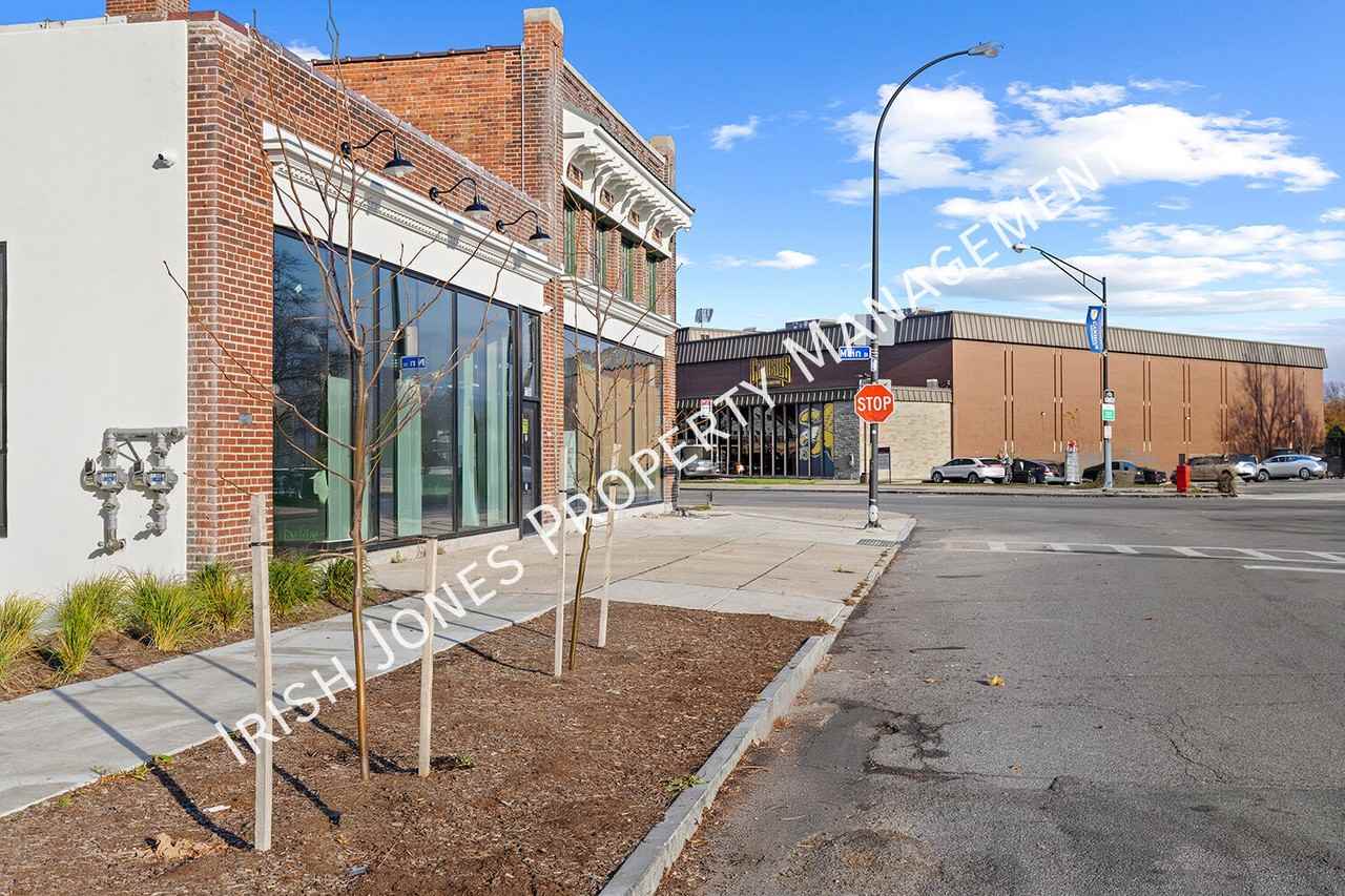 1786 Main St #108