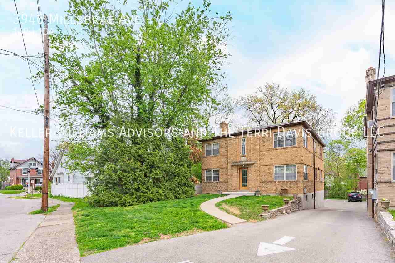 3946 Millsbrae Ave #C - Photo 2 of 11