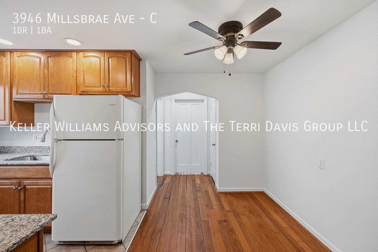 3946 Millsbrae Ave #C - Photo 4 of 11