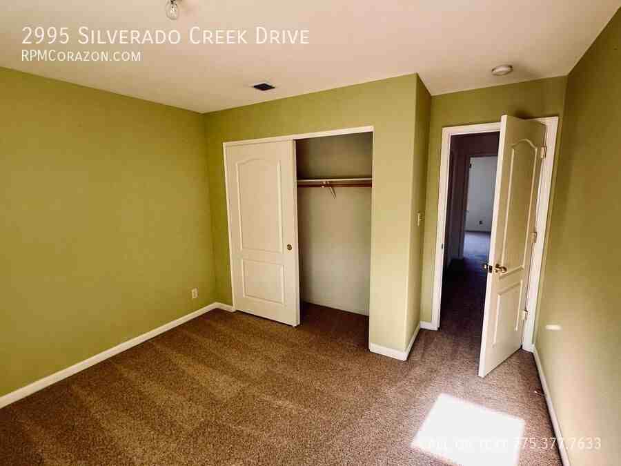 2995 Silverado Creek Dr - Photo 6 of 24