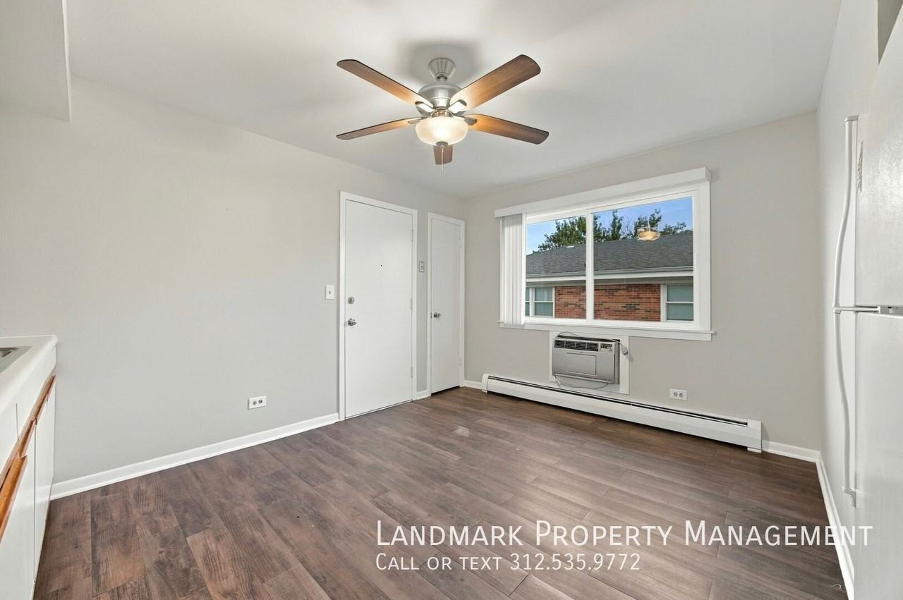 448 Lincoln Ln #2S - Photo 4 of 24