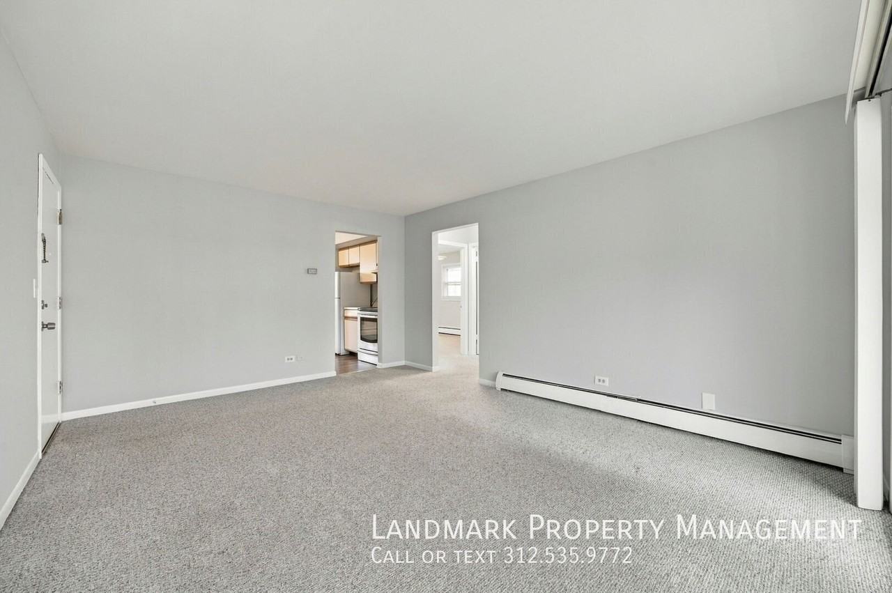 448 Lincoln Ln #2S - Photo 5 of 24
