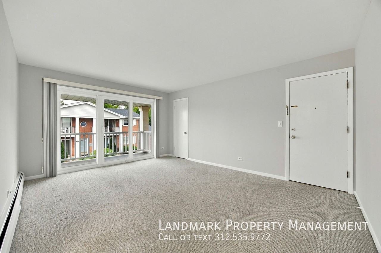 448 Lincoln Ln #2S - Photo 7 of 24