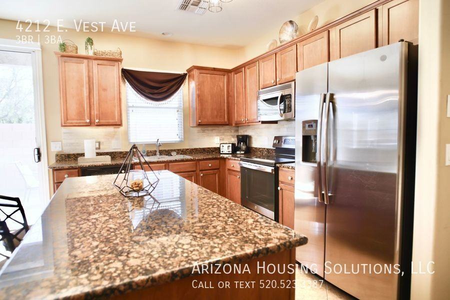 4212 E Vest Ave - Photo 7 of 35