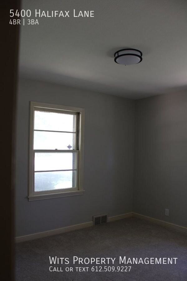 5400 Halifax Ln - Photo 6 of 26