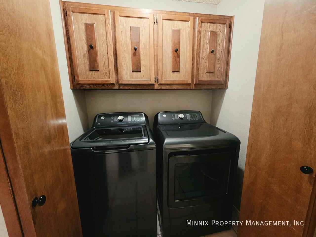 3826 Nassau Dr - Photo 5 of 21