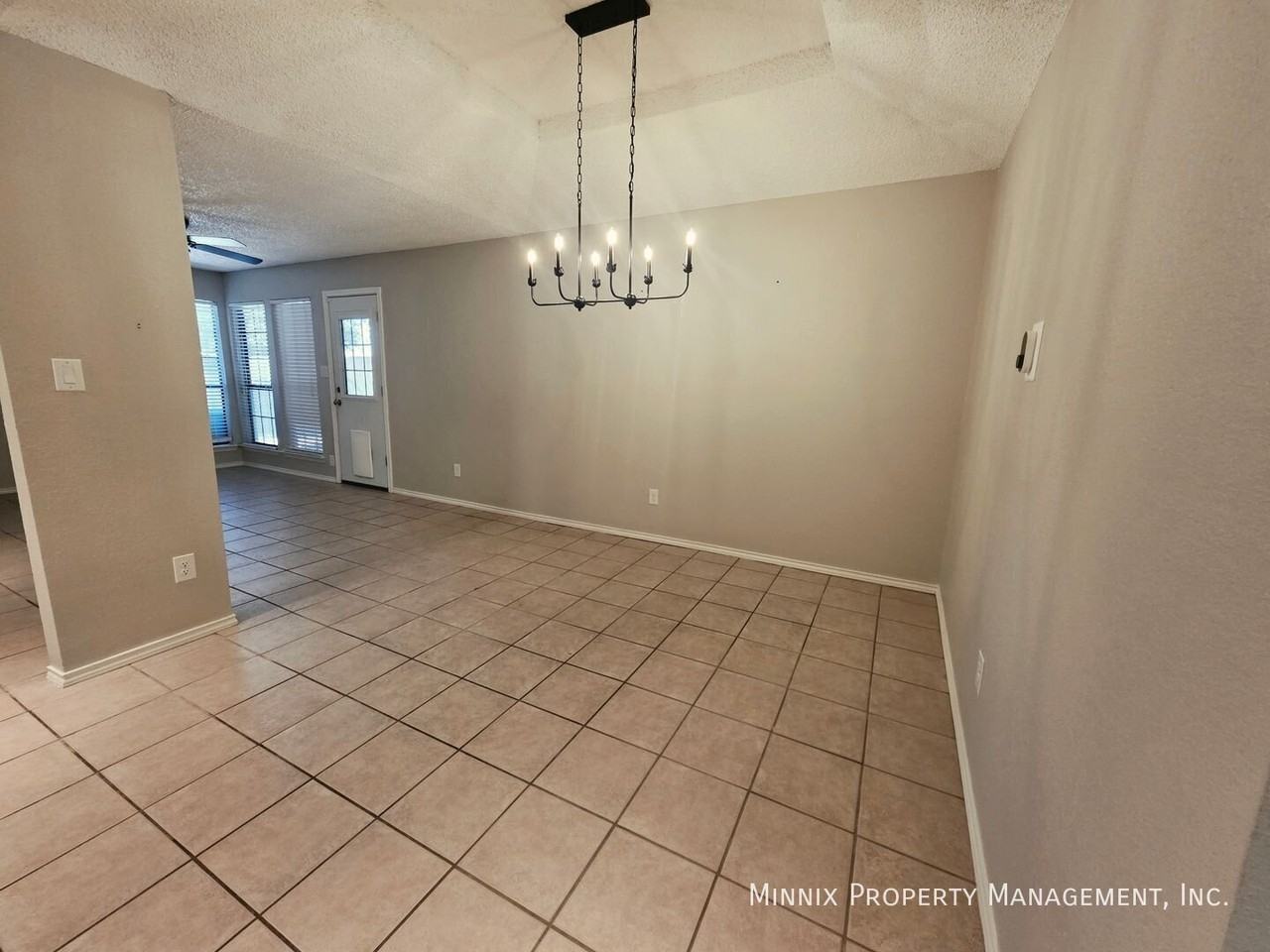 3826 Nassau Dr - Photo 6 of 21