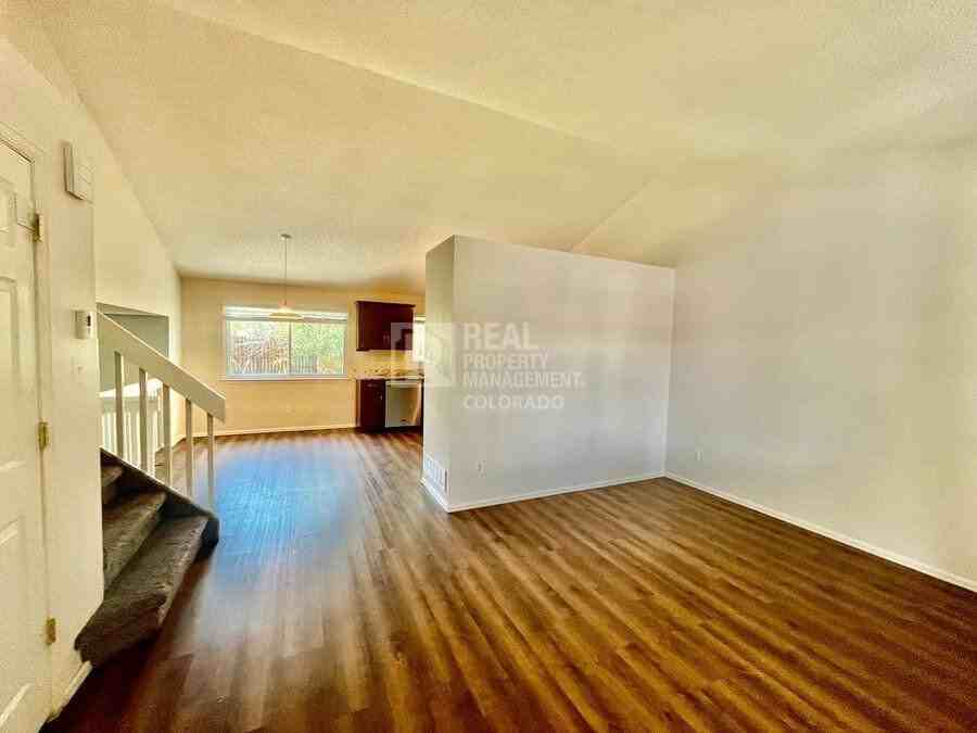 5246 E 128th Dr - Photo 4 of 24
