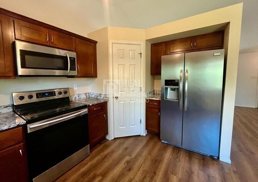 5246 E 128th Dr - Photo 7 of 24