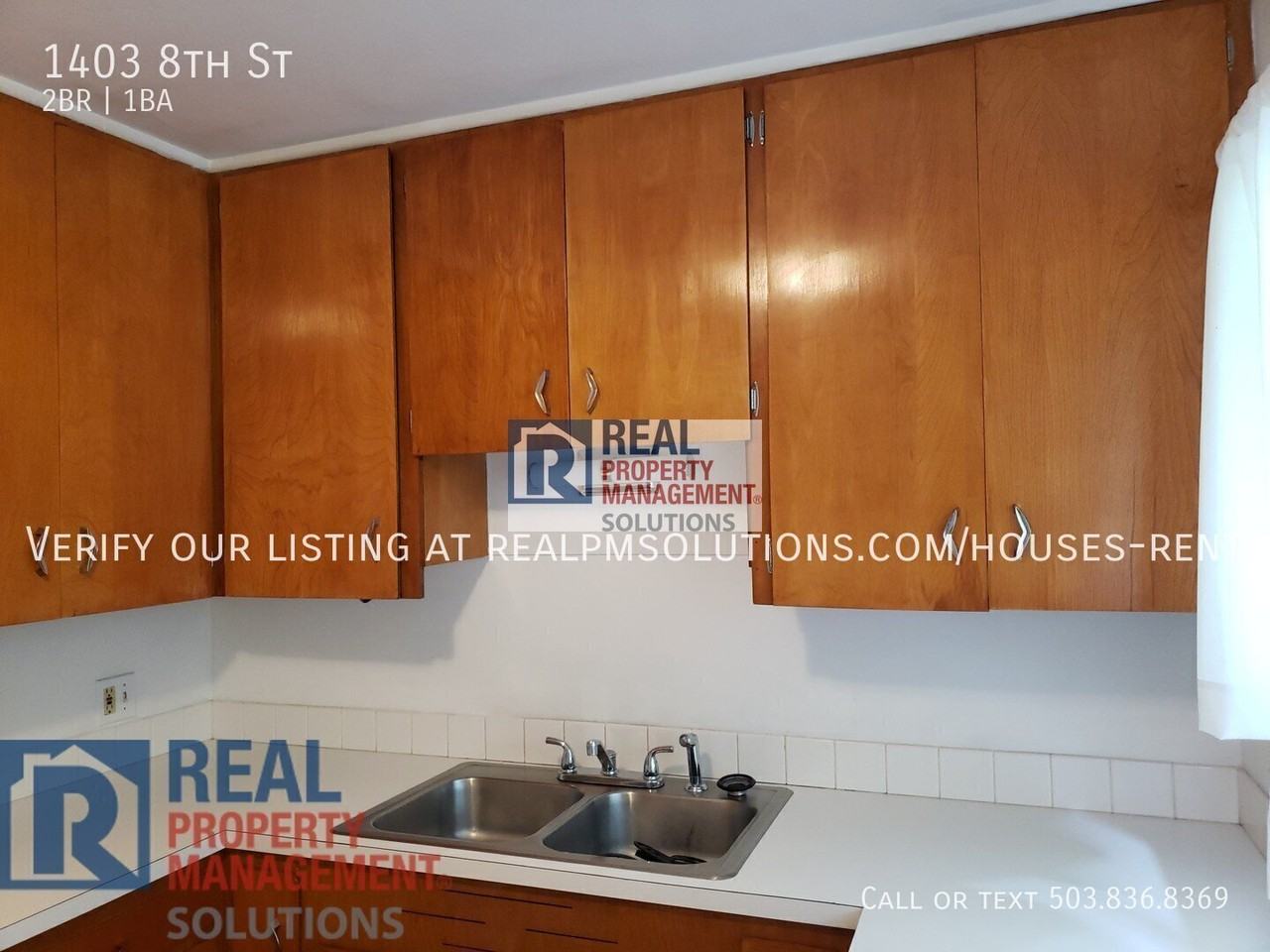 1403 8th St - Photo 6 of 14