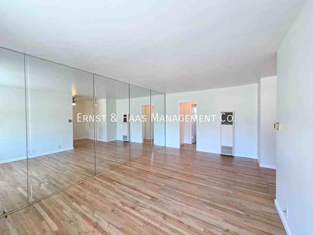 3130 E 2nd St #10 - Photo 5 of 19