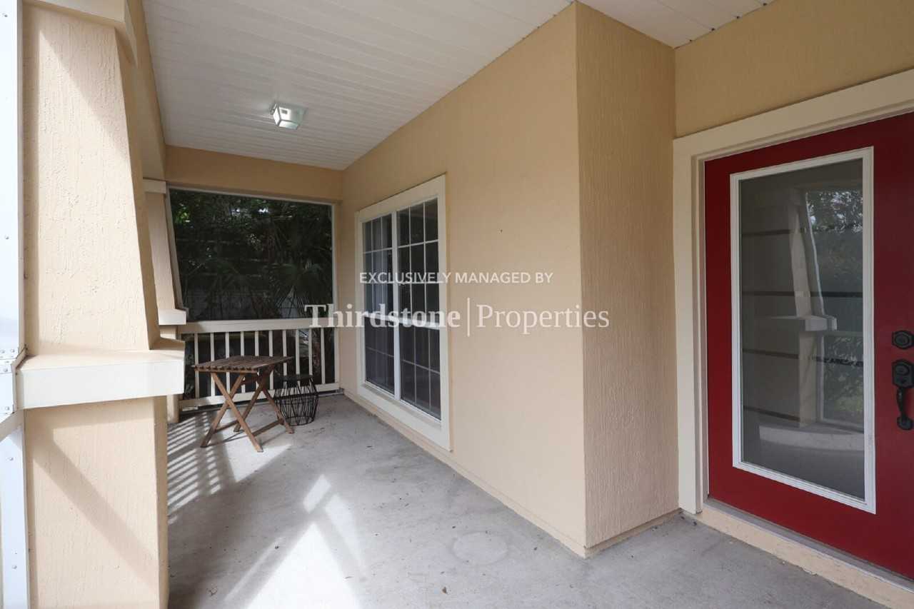 4337 Palmer Ave - Photo 2 of 37