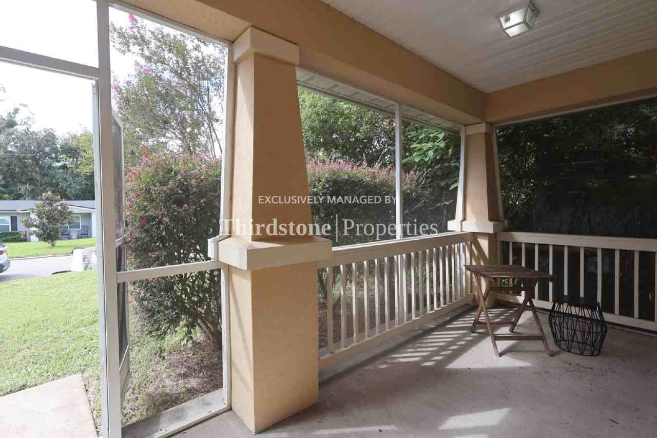 4337 Palmer Ave - Photo 3 of 37