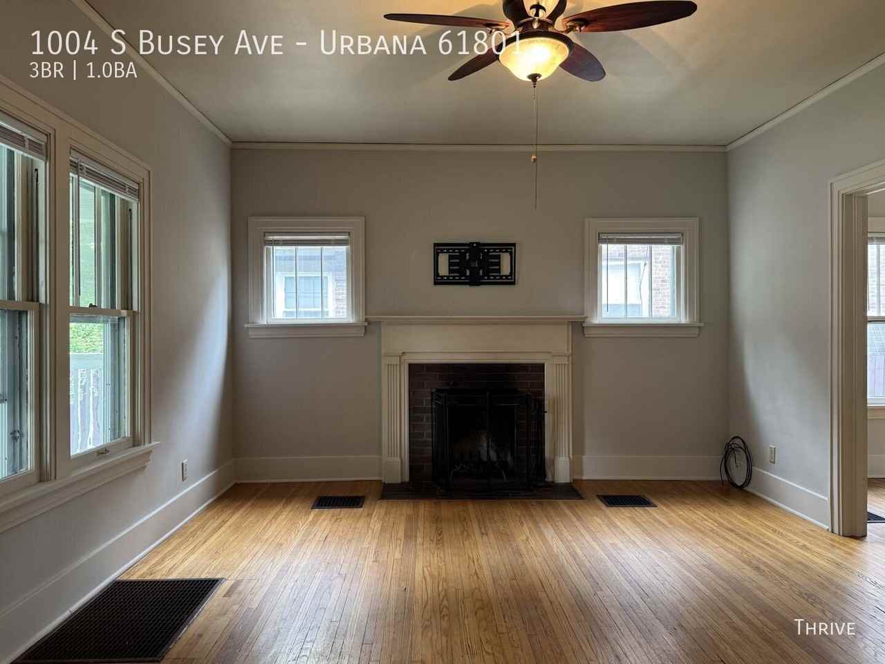1004 S Busey Ave - Photo 5 of 16